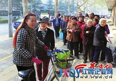 陕西部分民众带救心丸抢天然气 买够10年用量