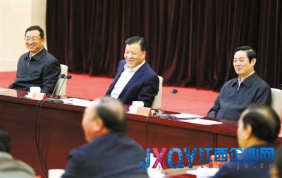 基层代表邀首长坐炕头称兄道弟 刘云山笑称可以