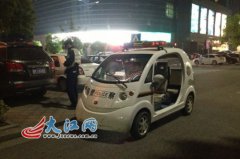 网曝南昌红谷滩交警夜晚开罚单变相创收 大队称