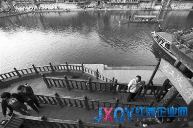 旅游法草案规定景区涨价需听证：不能说涨就涨