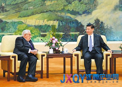 习近平会见基辛格：继续推进中美合作伙伴关系