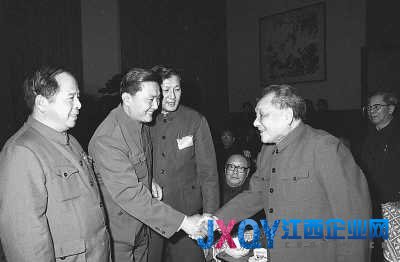 倪志福曾摧毁上海“四人帮” 坚持邓小平理论
