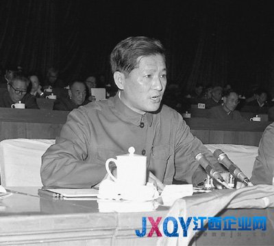 倪志福曾摧毁上海“四人帮” 坚持邓小平理论