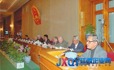 倪志福曾摧毁上海“四人帮” 坚持邓小平理论