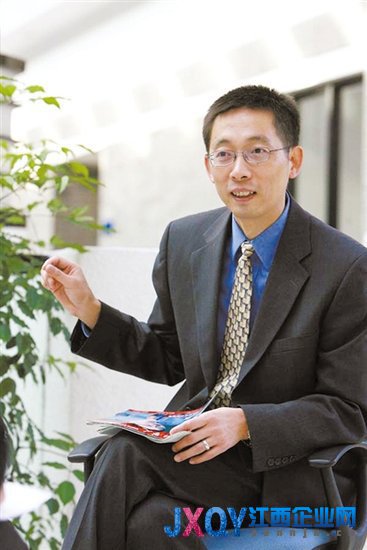 清华教授施一公当选美国院士 曾落选中科院院士