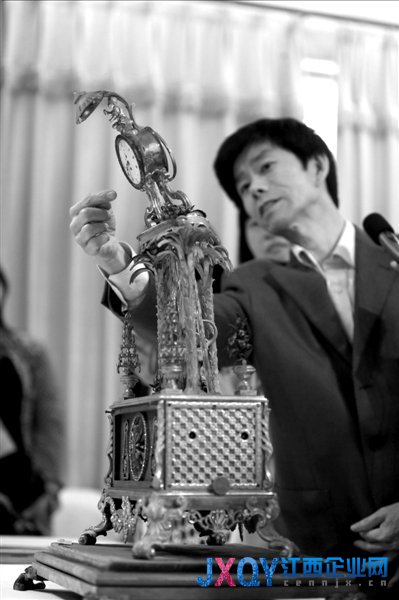 故宫将加速安装防砸窗摄像头 受损文物可修好