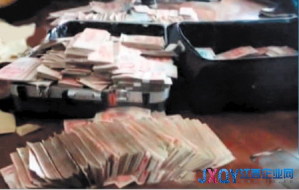 落马高官将百万受贿款藏进炮弹壳:镇宅 助官运