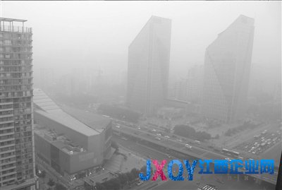 环保部长谈PX项目：远离居民区 接受社会监督