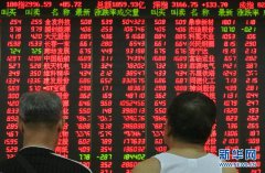 经济向下政策向上两面角力 A股夹缝中演绎三重舞