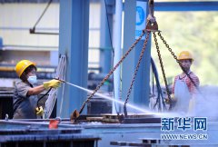 解码中国经济半年报：在合理区间打响经济转型