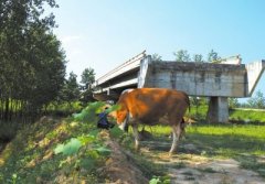 多地烂尾民生工程回访：海南东方新渔港仍为废