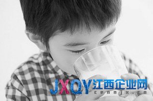 婴幼儿奶粉生产细则公布 128家乳企或淘汰一半